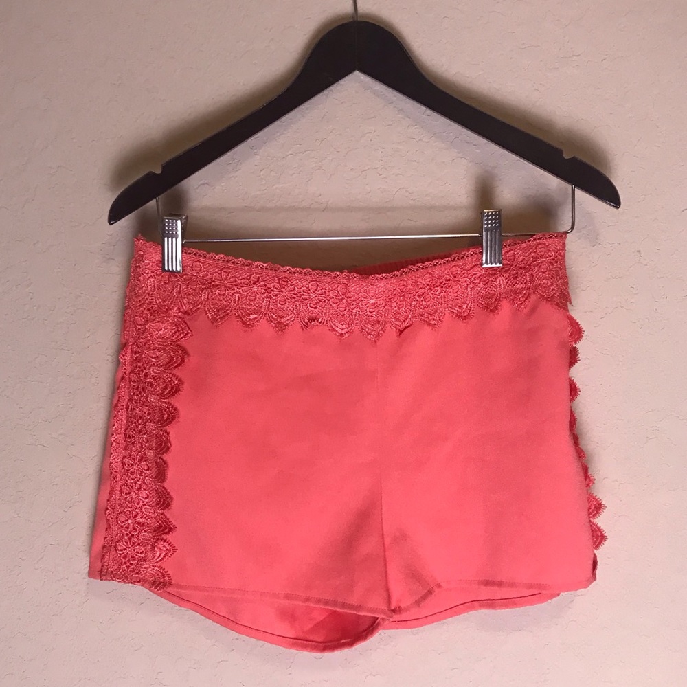 Blue Pepper orange 🍊 lace shorts size Medium